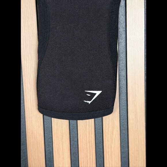 Gymshark Black Knee Sleeve Mediums 5mm - Picture 4 of 9